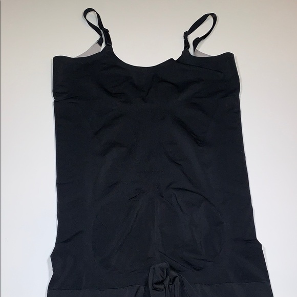 SPANX Sculpt Black Under Bust Body Suit Shaper Mid Thigh Booty Lifting 1X - Picture 6 of 9